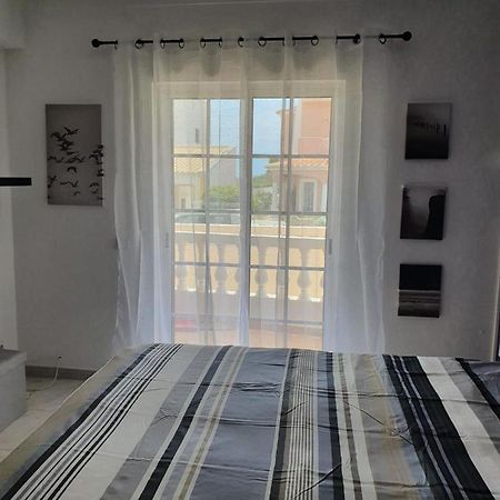 Brisa'S Haven Guesthouse !Pet Friendly! Лагос Екстериор снимка
