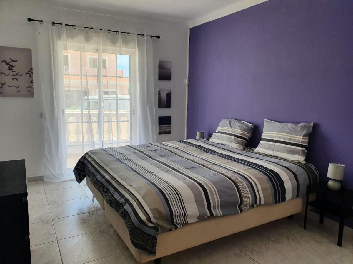 Brisa'S Haven Guesthouse !Pet Friendly! Лагос Екстериор снимка