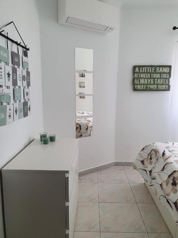 Brisa'S Haven Guesthouse !Pet Friendly! Лагос Екстериор снимка