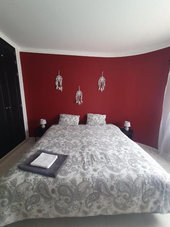 Brisa'S Haven Guesthouse !Pet Friendly! Лагос Екстериор снимка